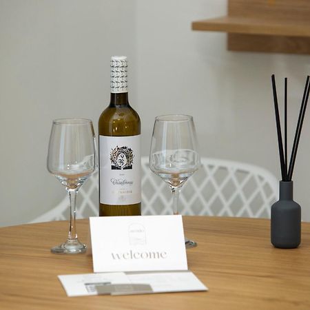 Arodo Suites Nea Iraklitsa Экстерьер фото