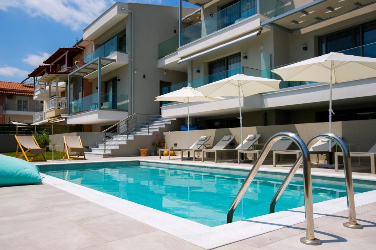 Arodo Suites Nea Iraklitsa Экстерьер фото