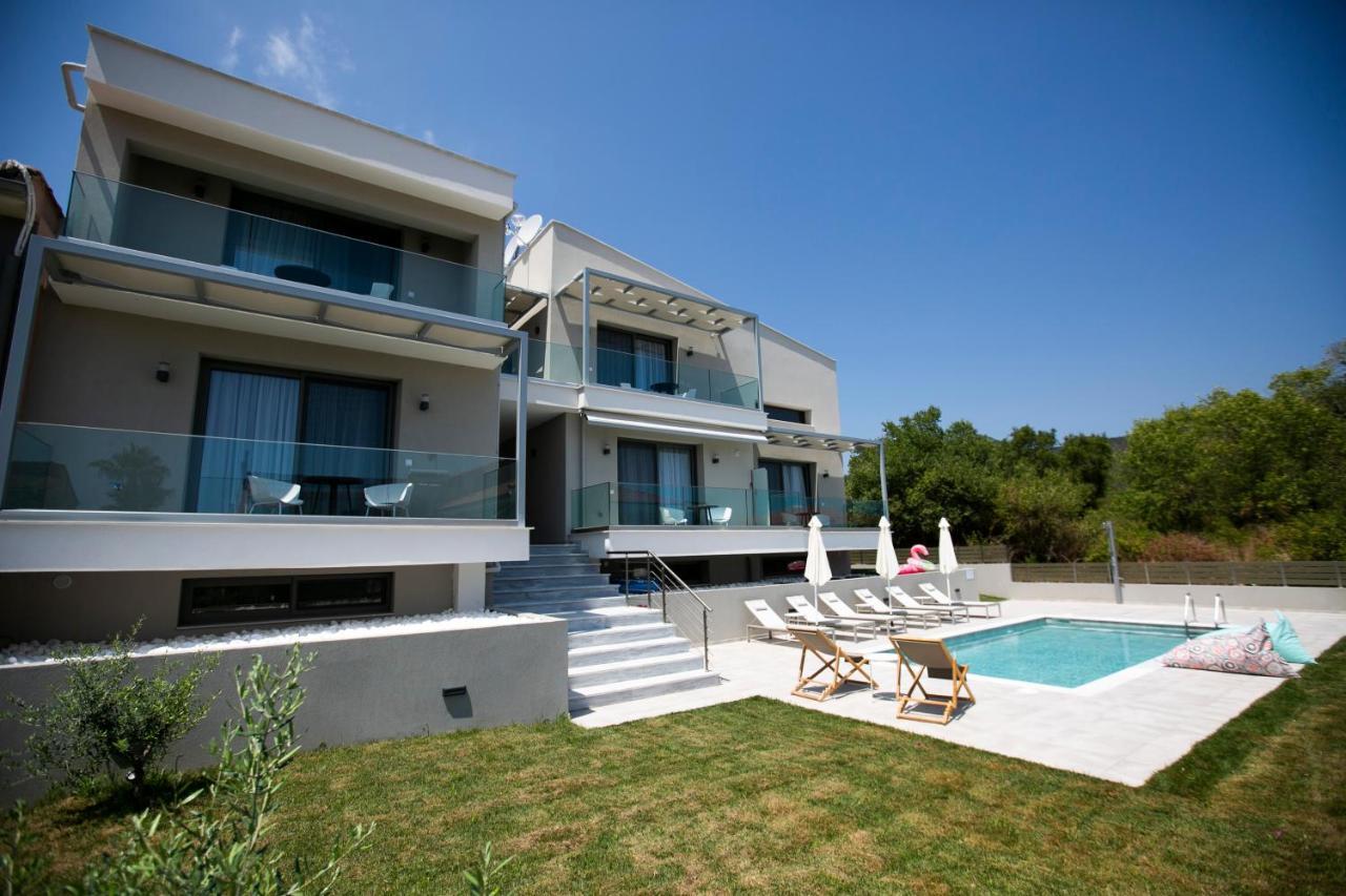 Arodo Suites Nea Iraklitsa Экстерьер фото