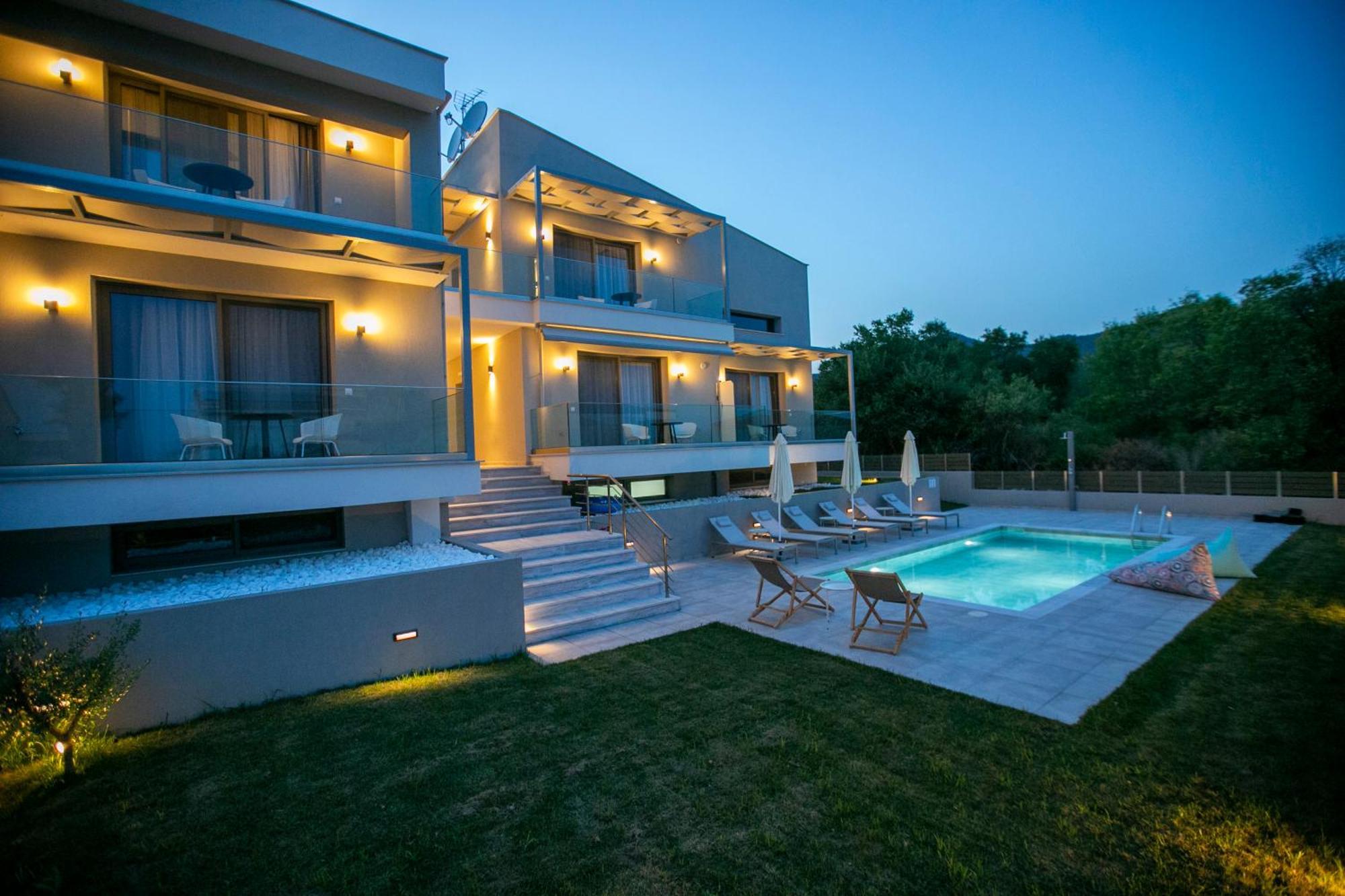 Arodo Suites Nea Iraklitsa Экстерьер фото